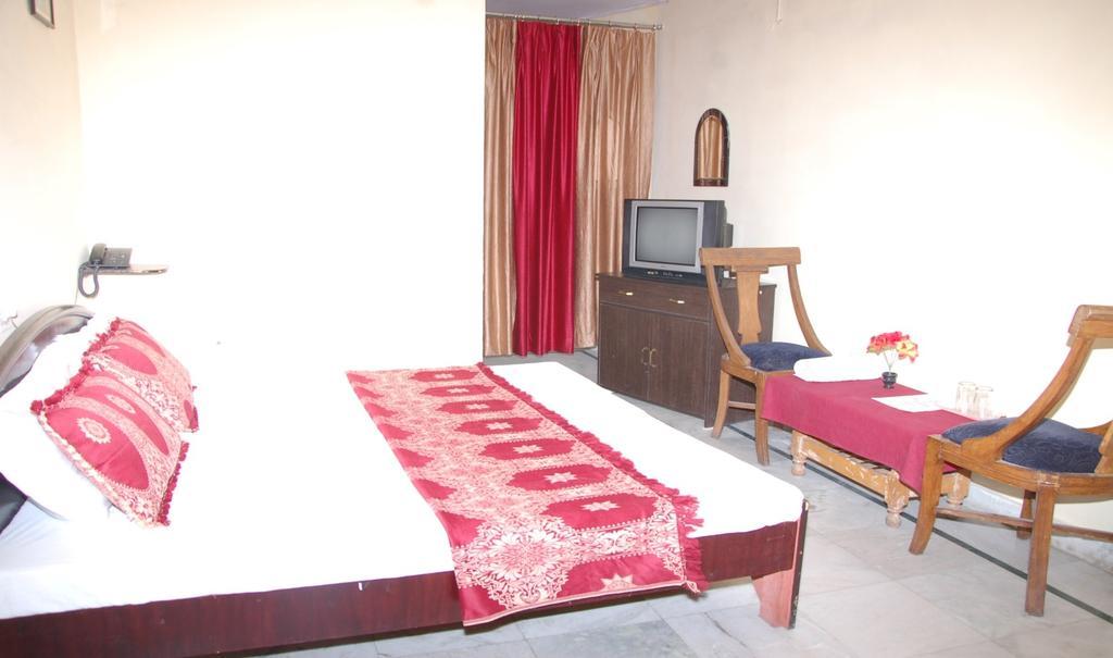 Hotel Arsh International Nainital Δωμάτιο φωτογραφία